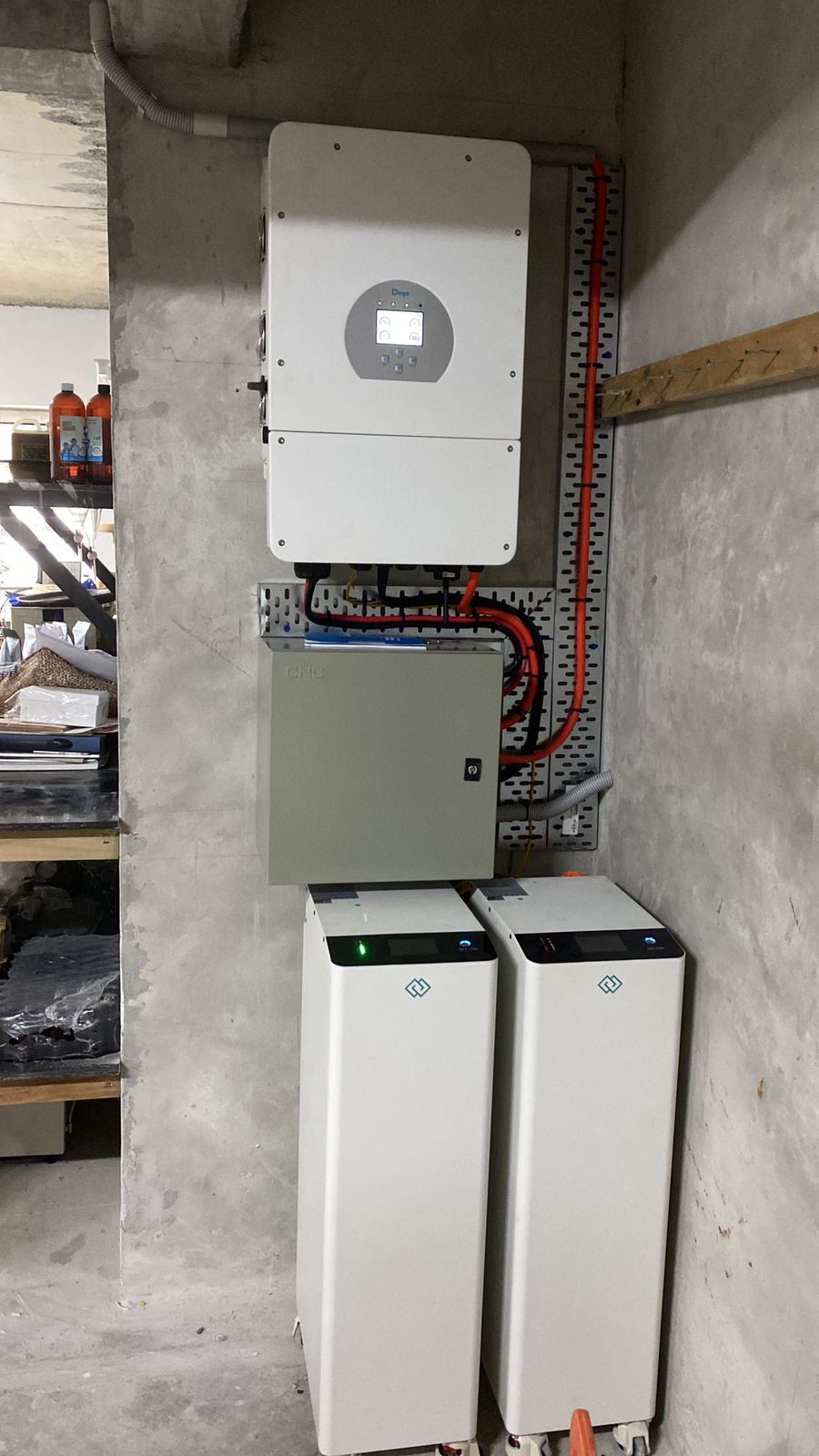 Battery storage installation